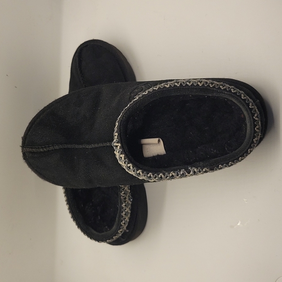 UGG Tasman Black Unisex Sz 2 - Picture 2 of 6